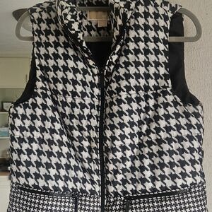 Michael Kors Black and White Houndstooth Vest
